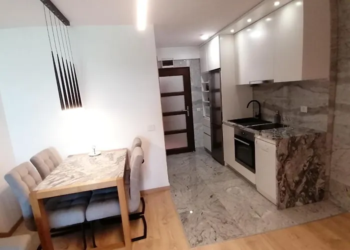 Apartman Dom Loron *